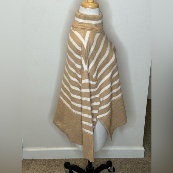 GAP Tan and White Striped Turtleneck Sweater Oversized Size S - Picture 3 of 8